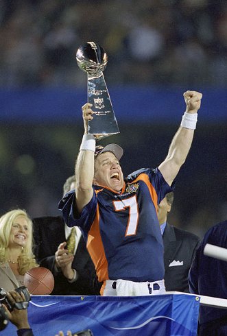 Broncos QB John Elway celebrates finally winning the Super Bowl. (Bob Rosato)